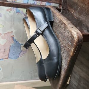 EUC black leather Mary Janes